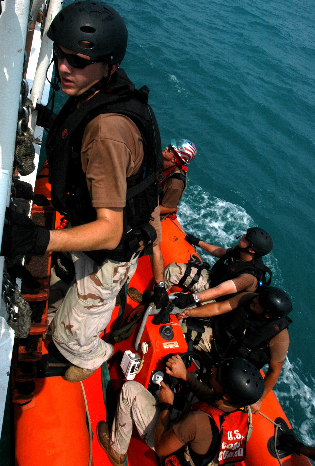 Photo: U.S. Navy photo via Wikimedia Commons